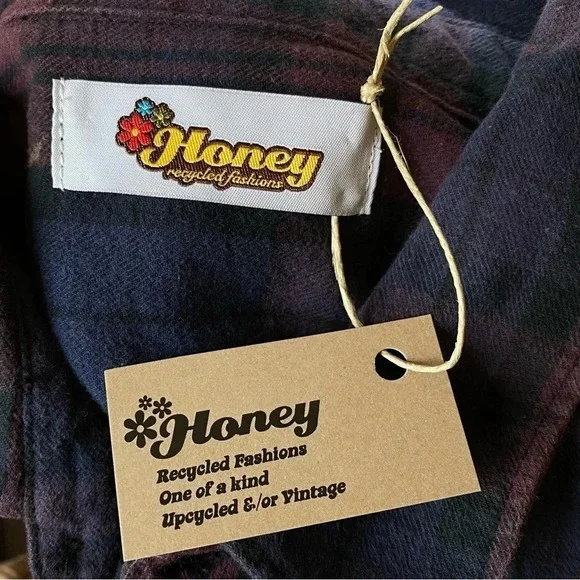 Ariana Grande Plaid Flannel Shirt Womens Size Medium Large Pink Ombre Bleached - Picture 12 of 15